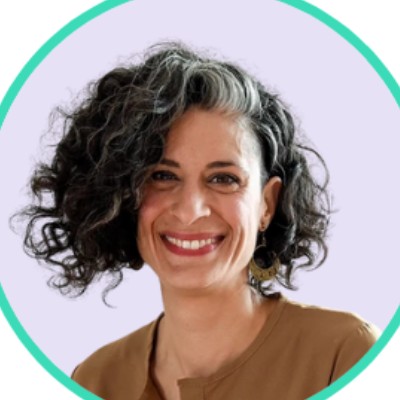Donia Belbahi, Massothérapeute